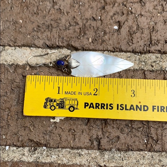 Vintage Sterling Silver Lapis & Mother of Pearl Feather Like Dangle Earrings - Picture 11 of 15